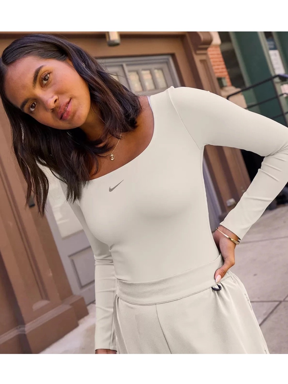 Nike Form Stealth Evaporation Long Sleeve Bodysuit Light Orewood Brown Ivory - Picture 3 of 9